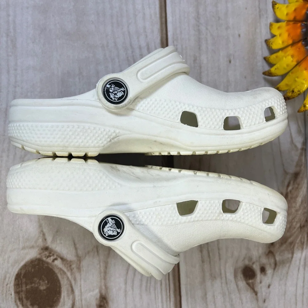 Kids White Crocs Classic Clog Size C12 Comfort Water Shoes Beach Garden Casual